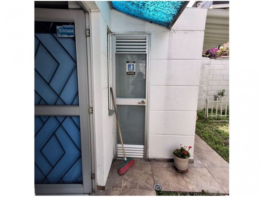 Casa de 9 alcobas en venta en Andes Norte, Bogotá, 270 m² · foto 12 de 12