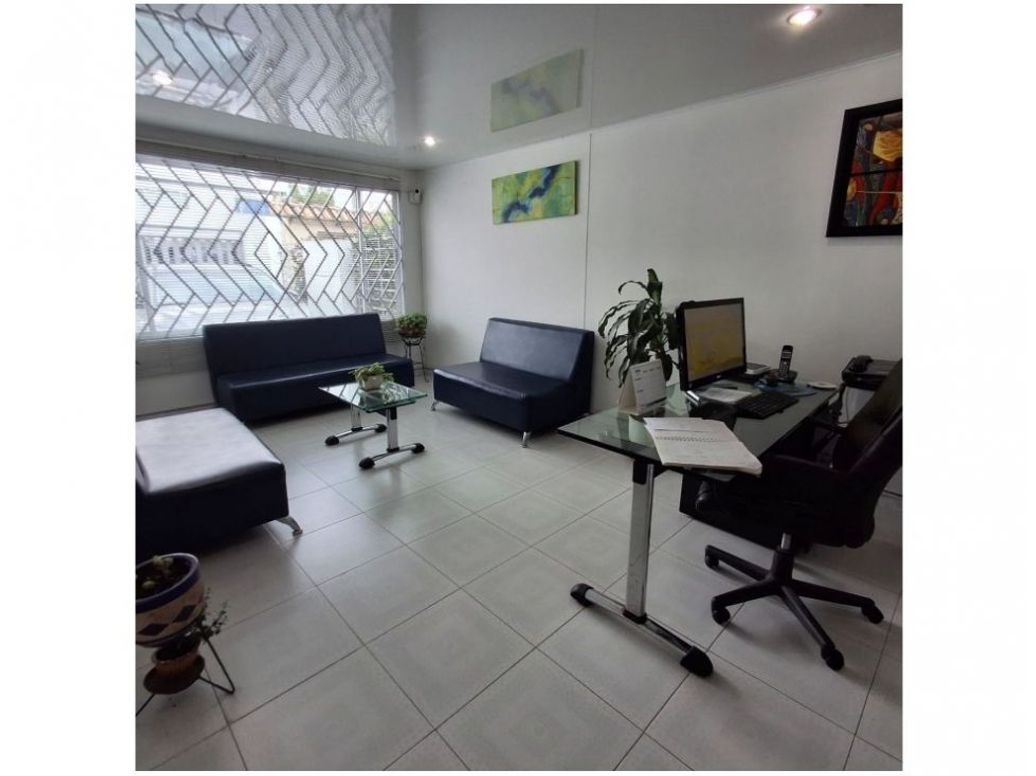 Casa de 9 alcobas en venta en Andes Norte, Bogotá, 270 m² · foto 2 de 12