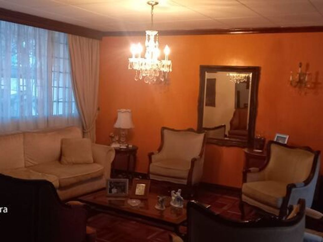 Casa de 4 alcobas en venta en Bella Suiza, Bogotá, 266 m² · foto 6 de 18