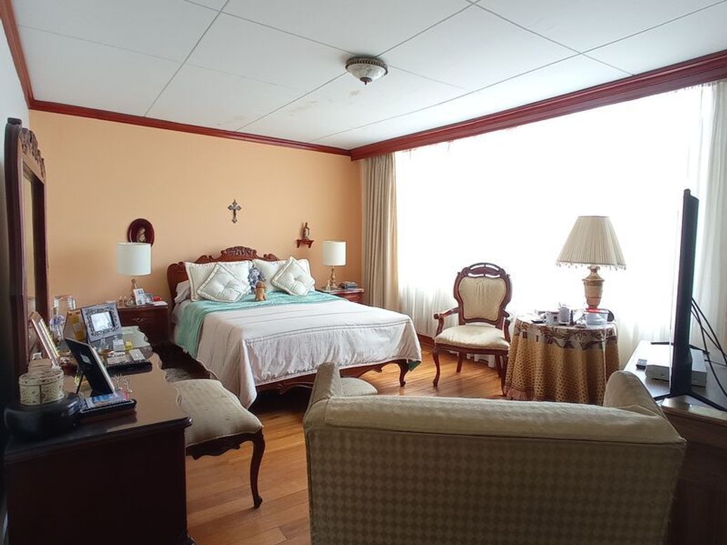 Casa de 4 alcobas en venta en Bella Suiza, Bogotá, 266 m² · foto 8 de 18