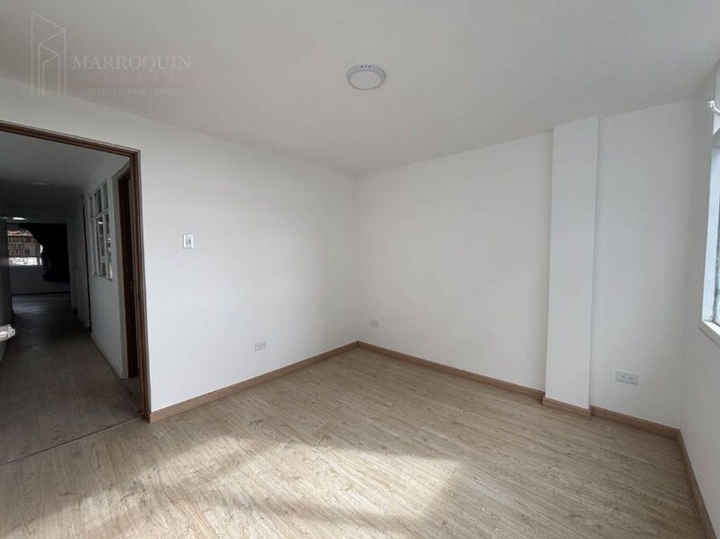 Apartamento de 2 alcobas en venta en Multifamiliar Las Brisas, Bogotá, 86 m² · foto 11 de 12