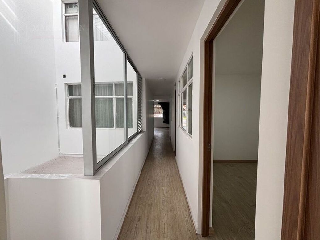 Apartamento de 2 alcobas en venta en Multifamiliar Las Brisas, Bogotá, 86 m² · foto 6 de 12
