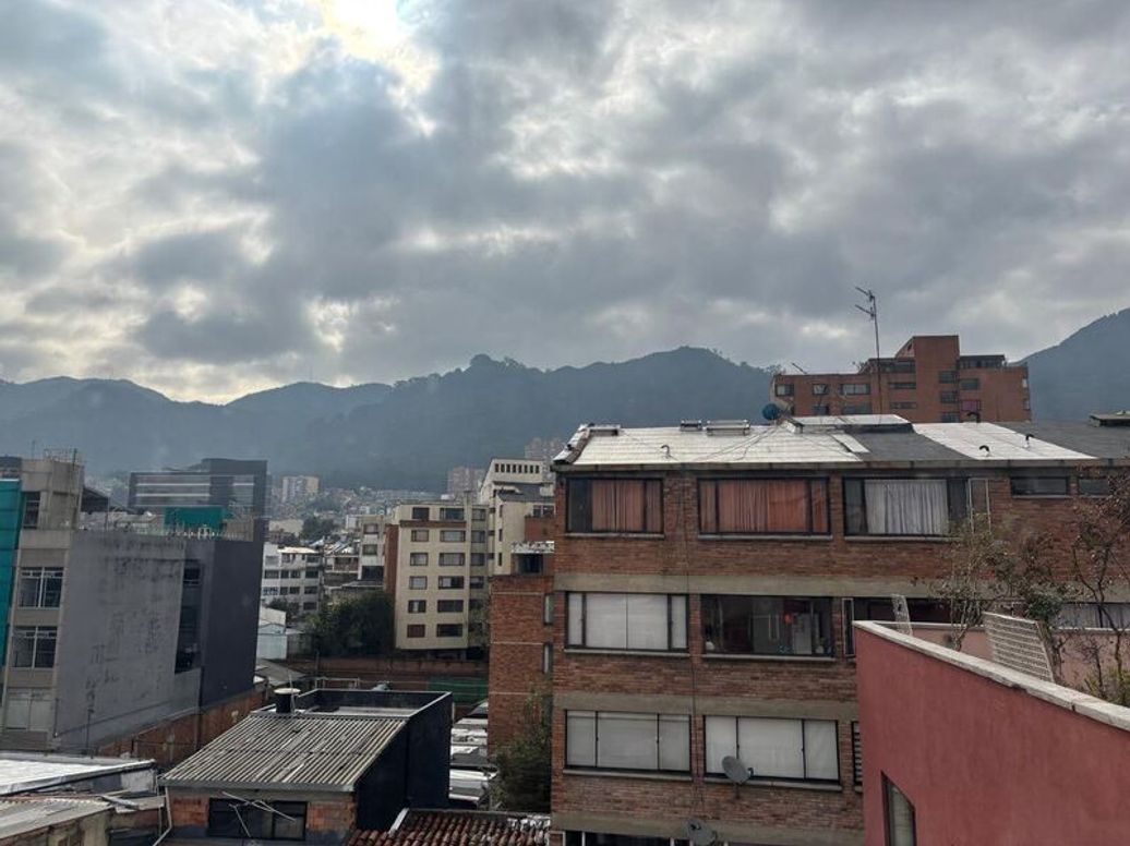 Apartamento de 3 alcobas en venta en Chapinero, Bogotá, 90 m² · foto 5 de 9