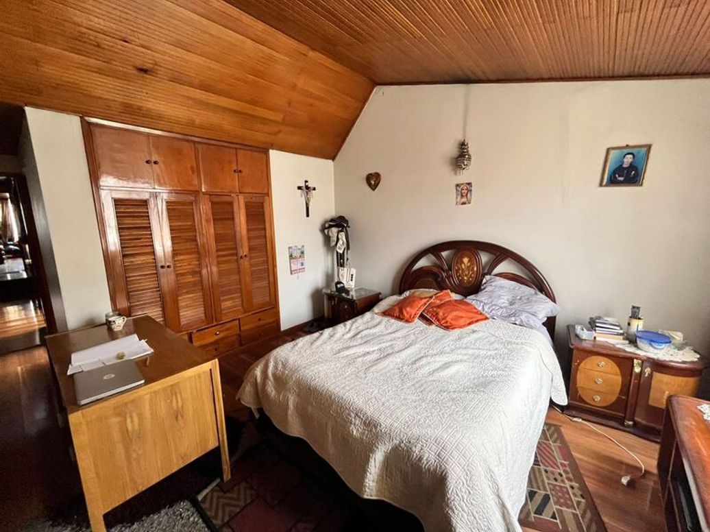 Casa de 5 alcobas en venta en Villa Inés, Bogotá, 290 m² · foto 19 de 20
