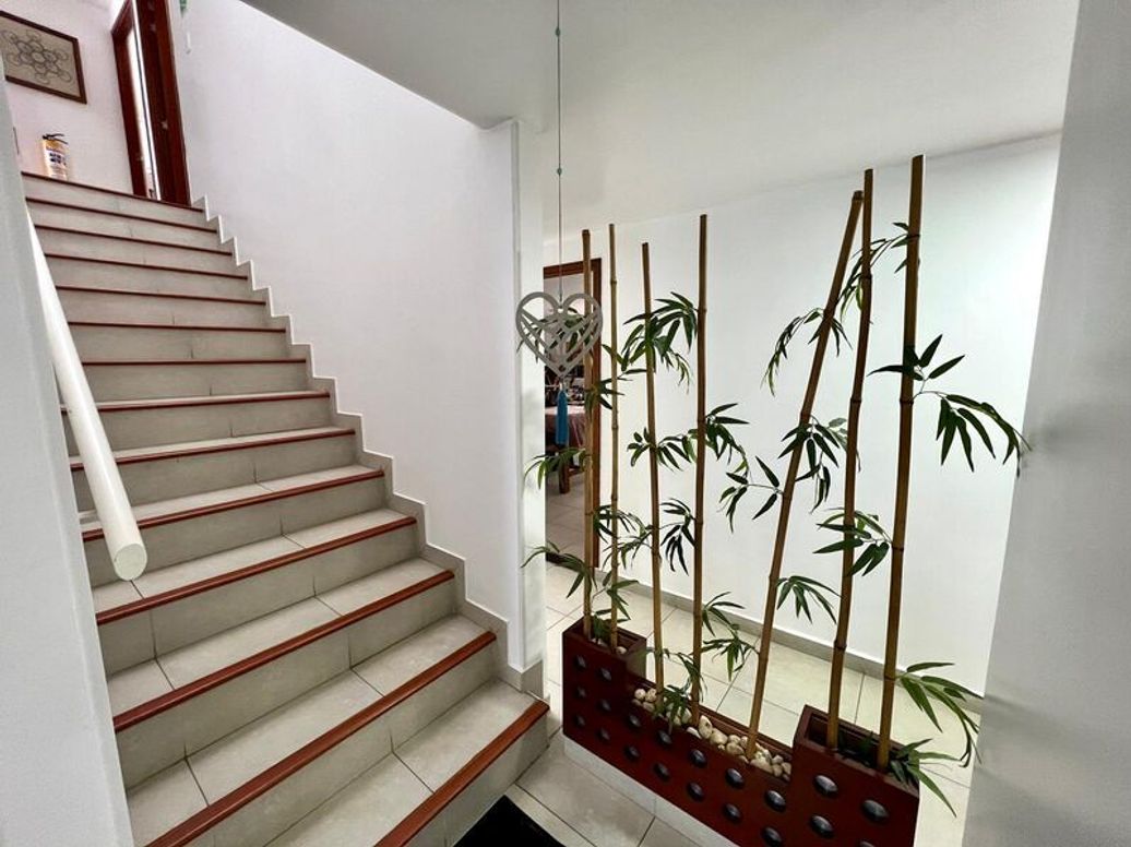 Casa de 10 alcobas en venta en San Patricio, Bogotá, 475 m² · foto 9 de 18
