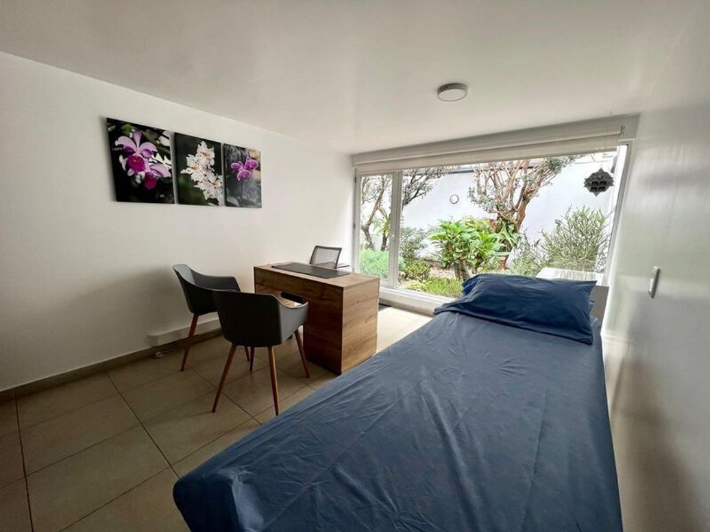 Casa de 10 alcobas en venta en San Patricio, Bogotá, 475 m² · foto 6 de 18