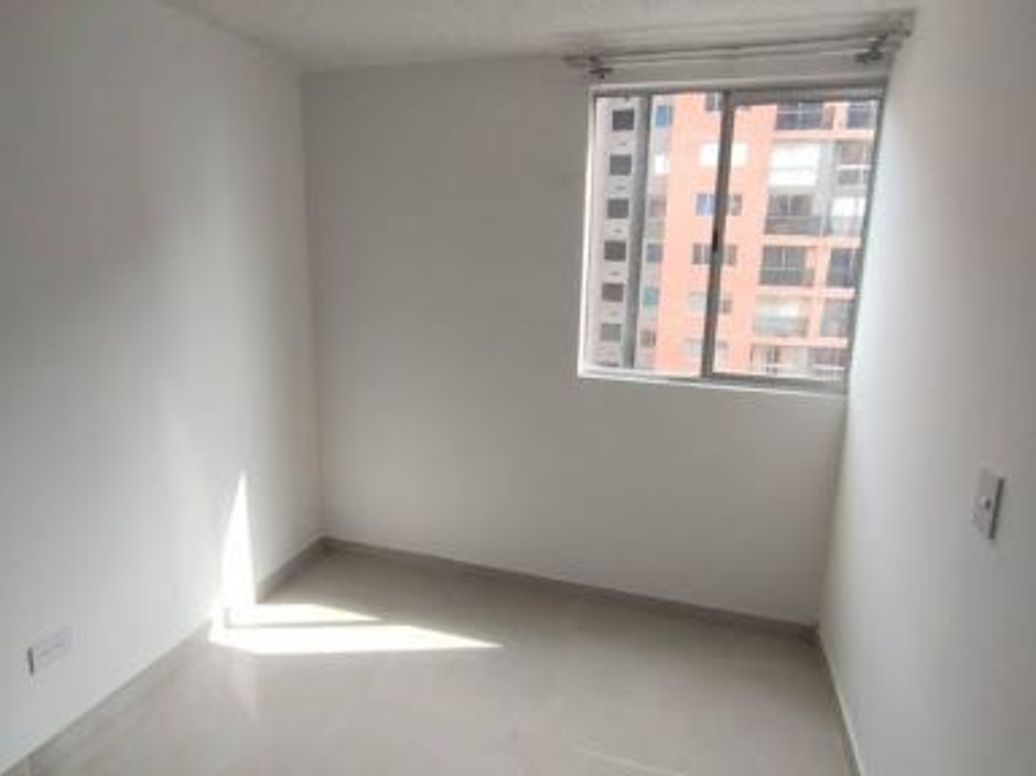 Apartamento de 2 alcobas en venta en Las Brisas, Bogotá, 40 m² · foto 11 de 15