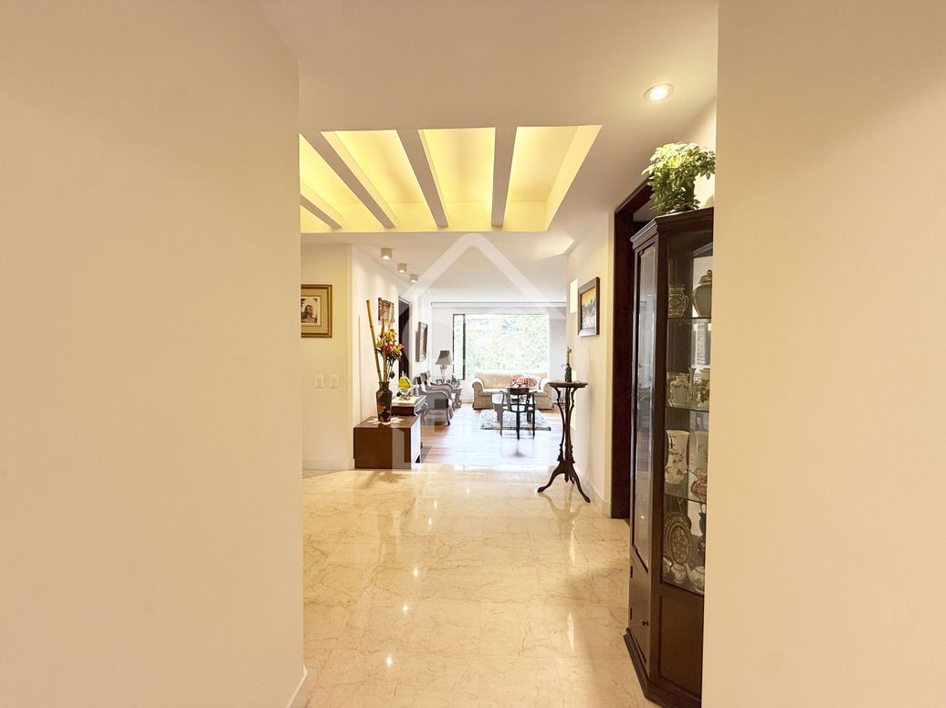 Apartamento de 3 alcobas en venta en La Acanada, Bogotá, 186 m² · foto 3 de 20