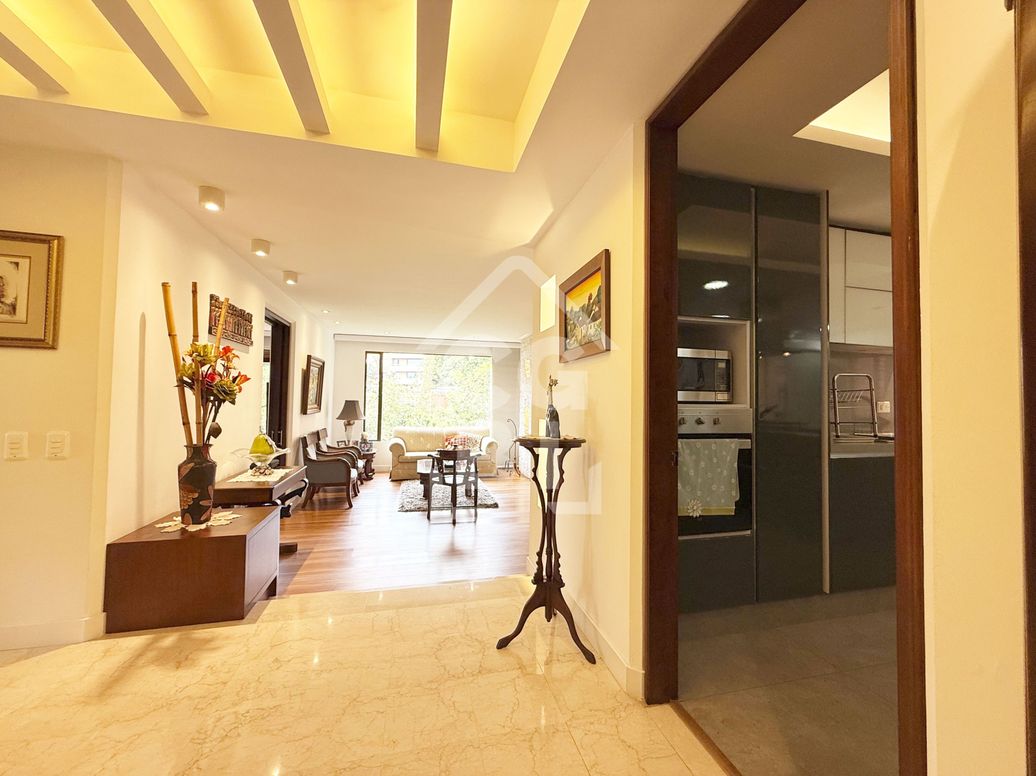 Apartamento de 3 alcobas en venta en La Acanada, Bogotá, 186 m² · foto 2 de 20