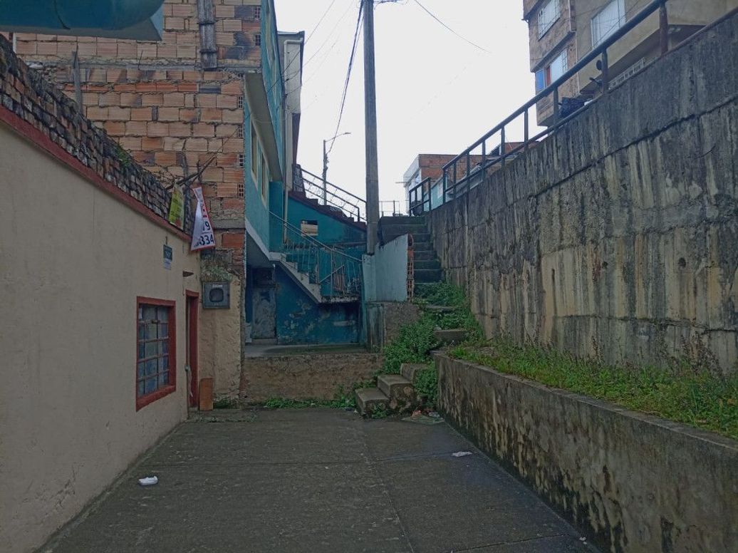 Casa de 2 alcobas en venta en Los Libertadores El Tesoro, Bogotá, 25 m² · foto 5 de 8