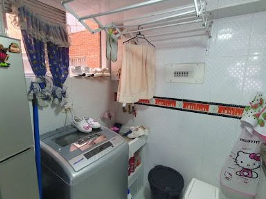 Apartamento de 2 alcobas en venta en Castilla, Bogotá, 60 m² · foto 4 de 18