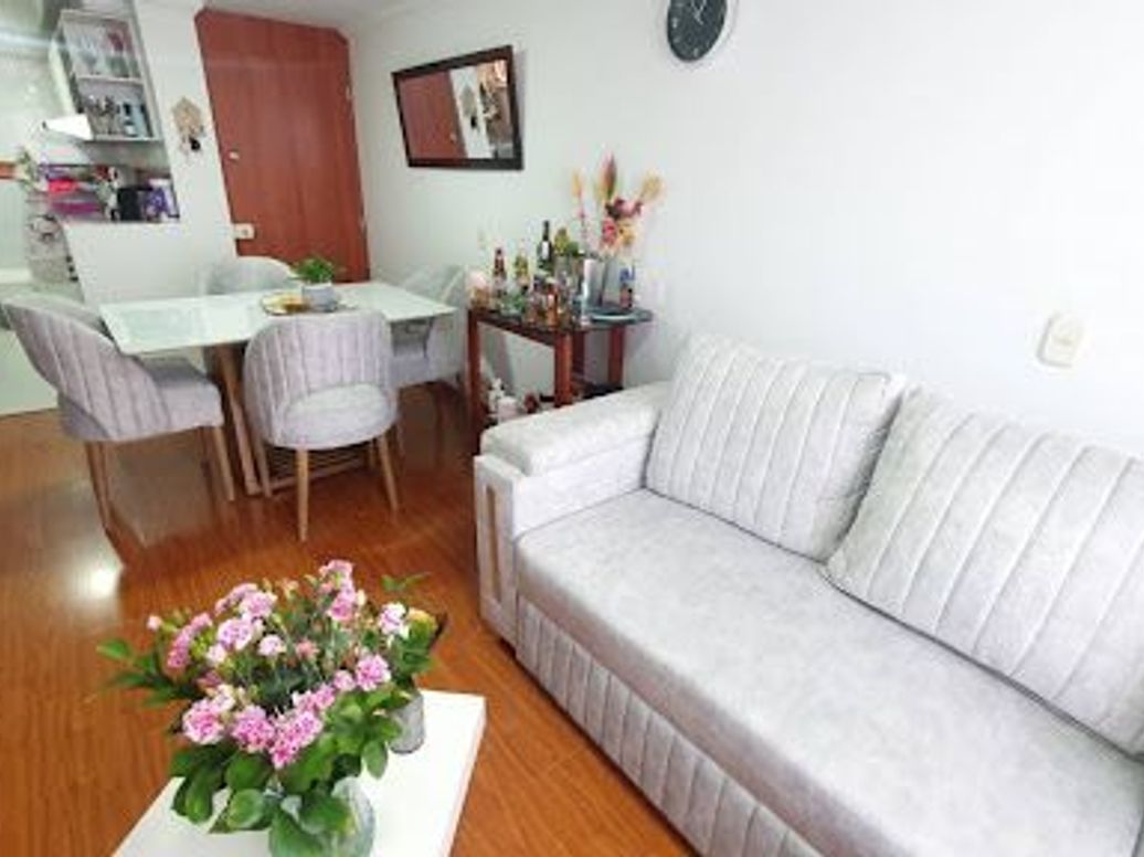 Apartamento de 2 alcobas en venta en Castilla, Bogotá, 60 m² · foto 2 de 18
