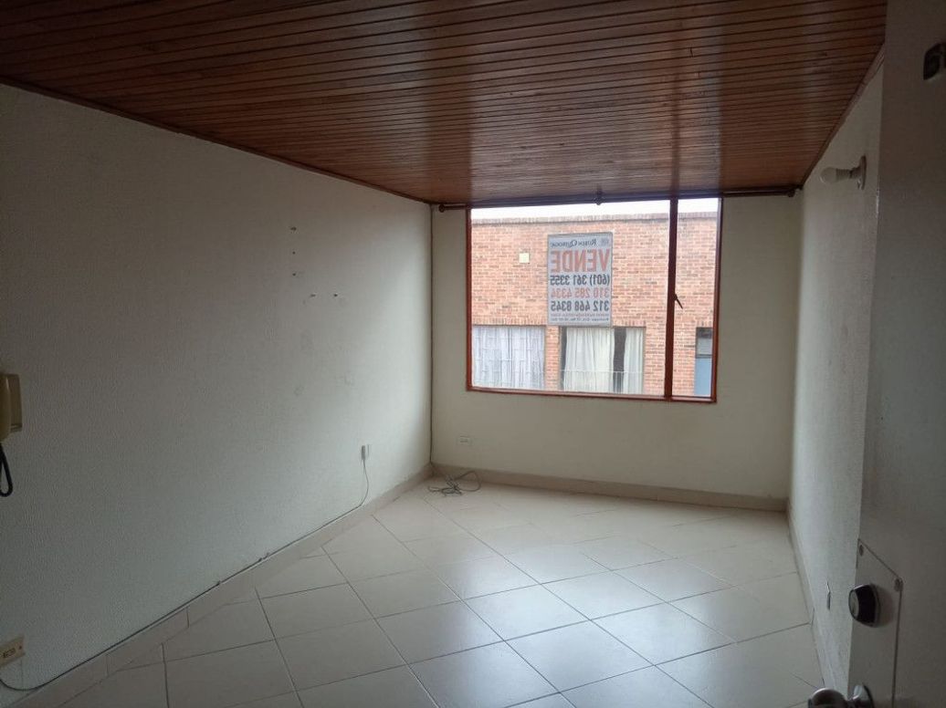 Apartamento de 2 alcobas en venta en Ub. Fucha, Bogotá, 43 m² · foto 5 de 20