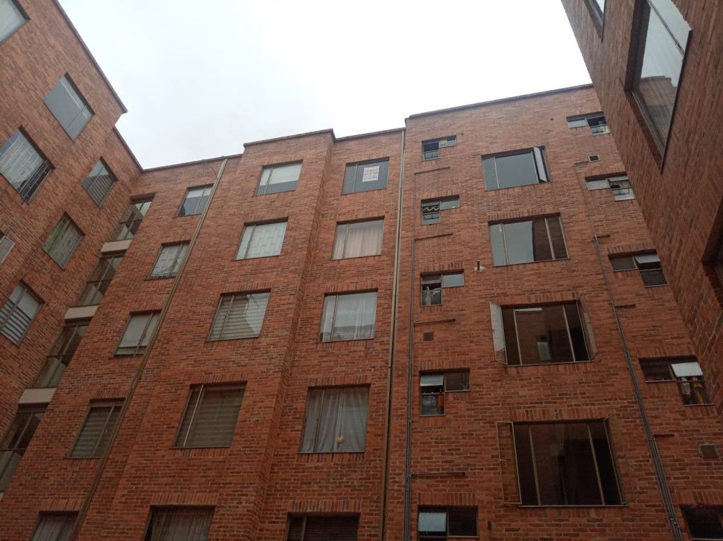 Apartamento de 2 alcobas en venta en Ub. Fucha, Bogotá, 43 m² · foto 17 de 20