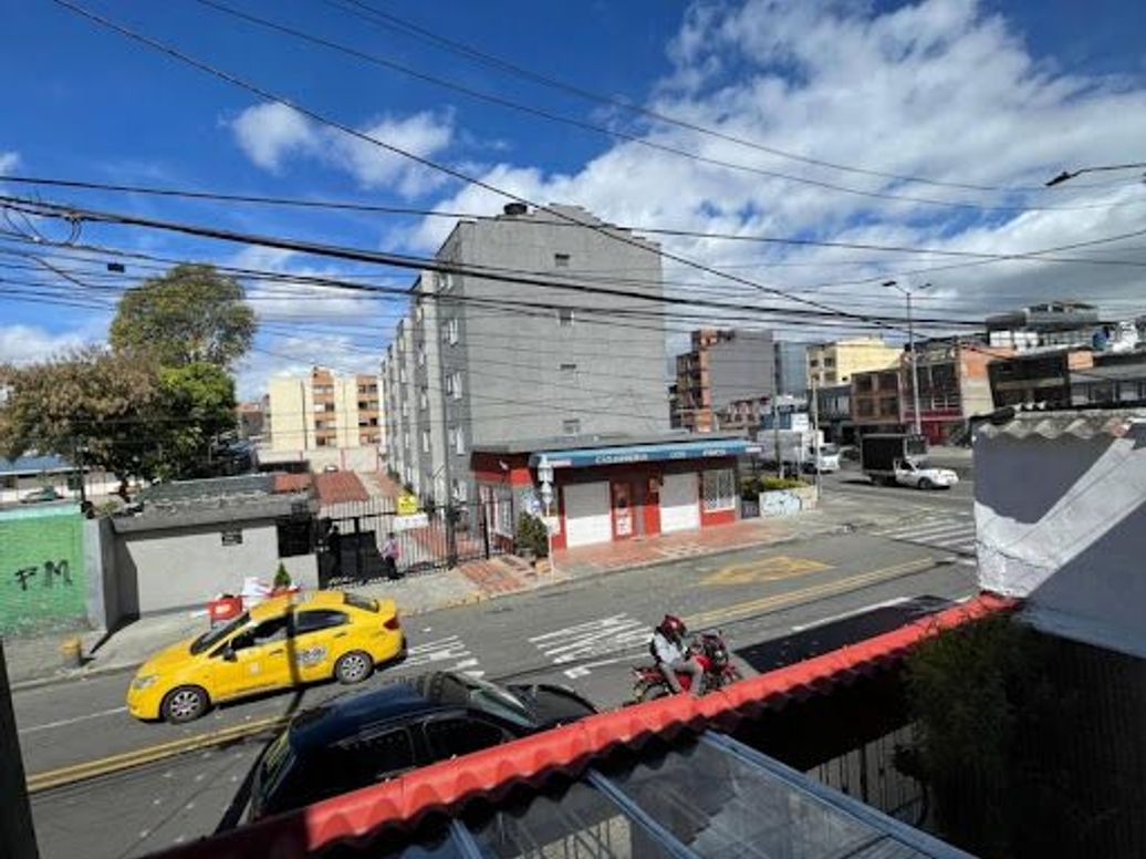 Casa de 4 alcobas en venta en La Serena, Bogotá, 200 m² · foto 4 de 20