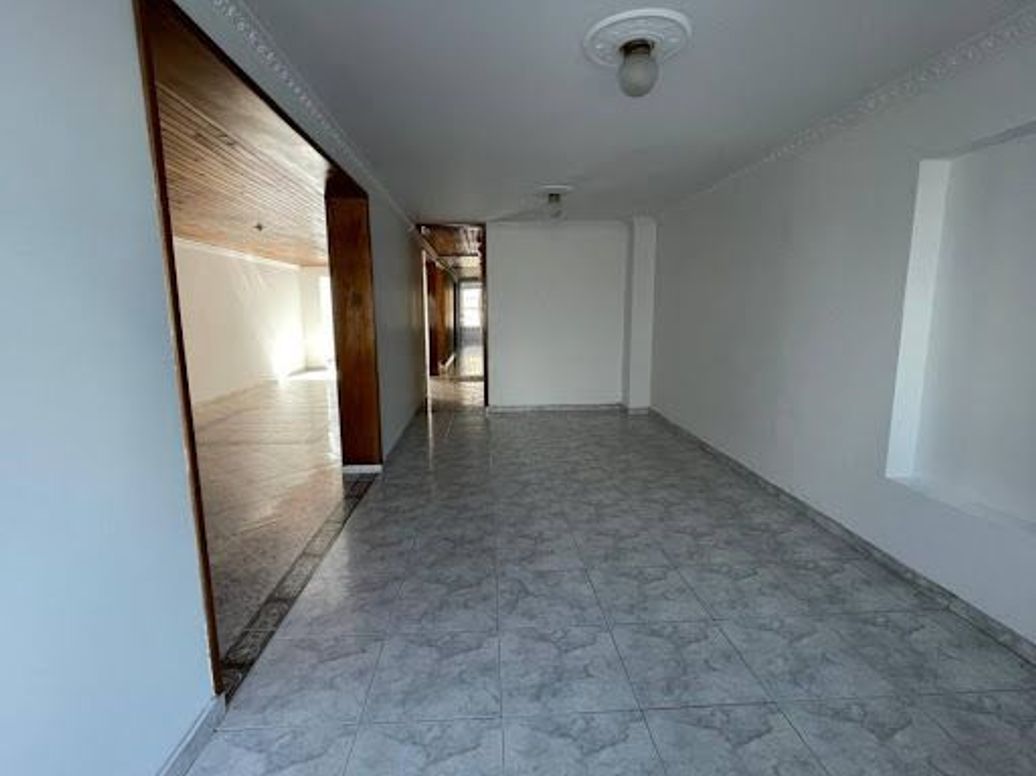 Casa de 4 alcobas en venta en La Serena, Bogotá, 200 m² · foto 12 de 20
