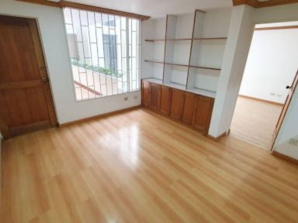 Apartamento de 1 alcoba en venta en Chapinero Alto, Bogotá, 39 m² · foto 2 de 13