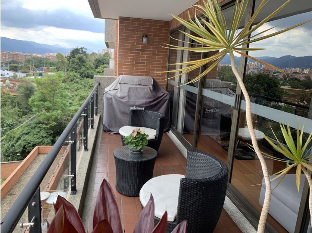Apartamento de 4 alcobas en venta en Altos De La Colina, Bogotá, 170 m² · foto 8 de 20