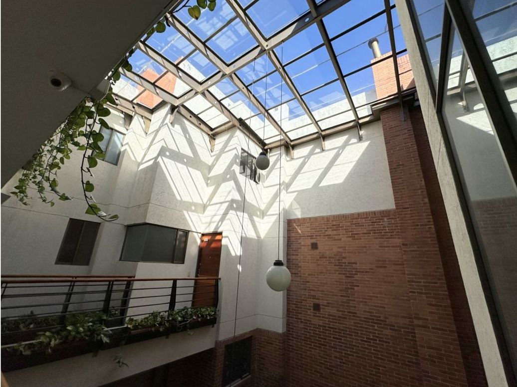 Apartamento de 3 alcobas en venta en La Calleja, Bogotá, 227 m² · foto 3 de 14