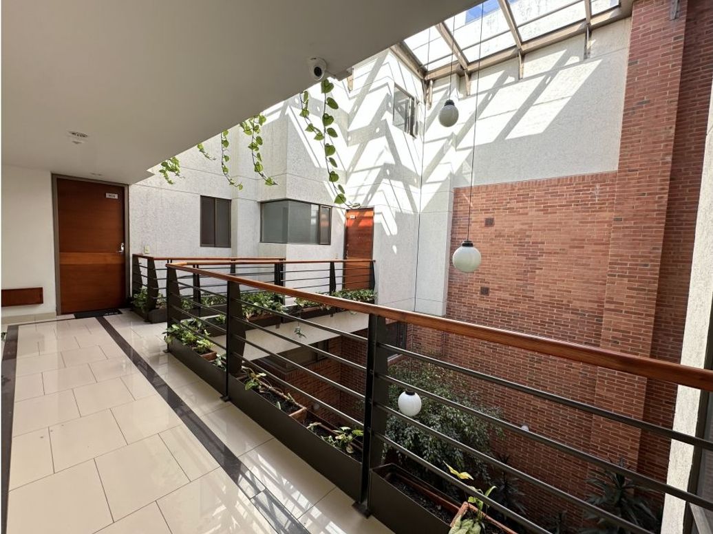 Apartamento de 3 alcobas en venta en La Calleja, Bogotá, 227 m² · foto 8 de 14