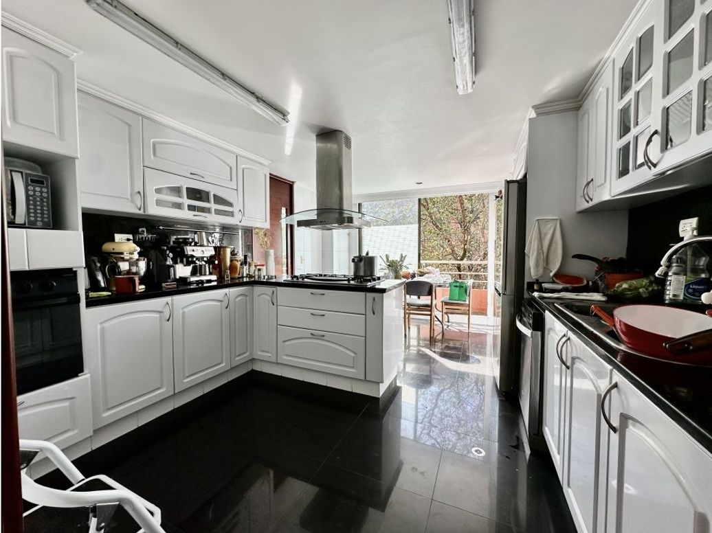 Apartamento de 3 alcobas en venta en La Calleja, Bogotá, 227 m² · foto 14 de 14