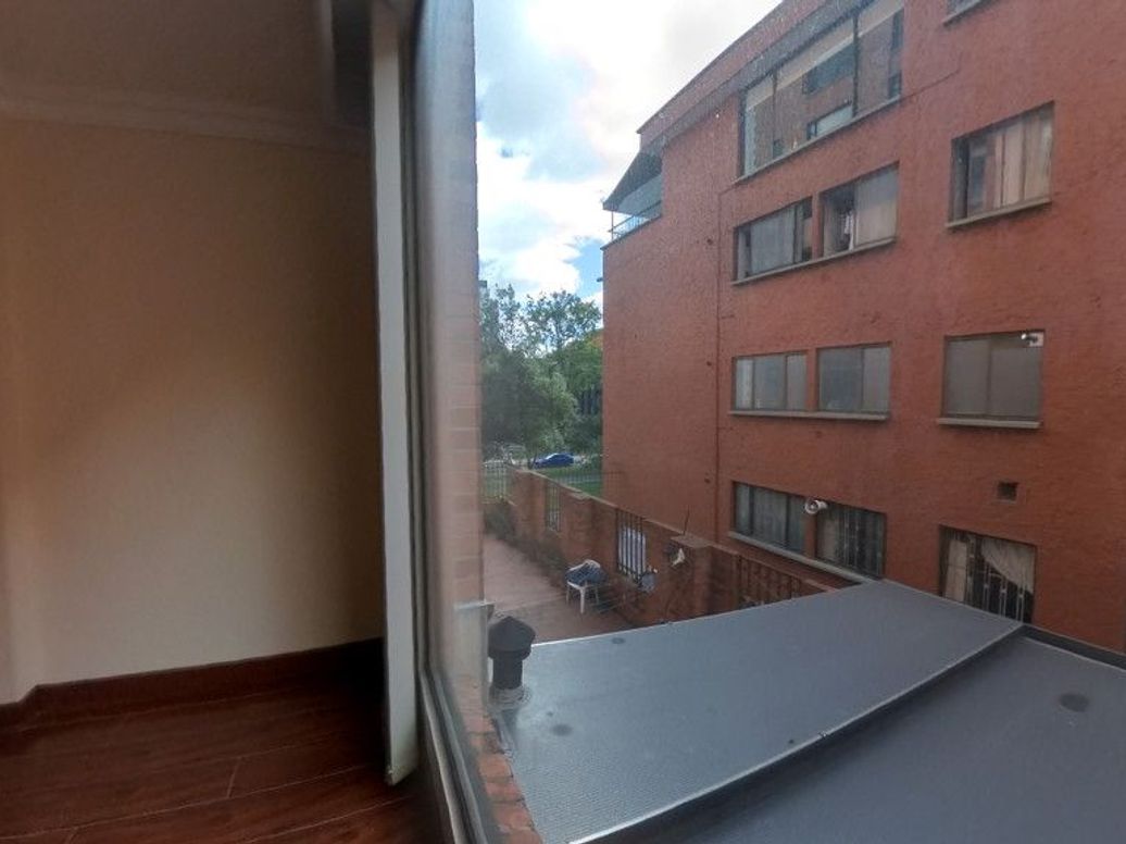 Apartamento de 1 alcoba en venta en Chicó Norte, Bogotá, 40 m² · foto 6 de 14