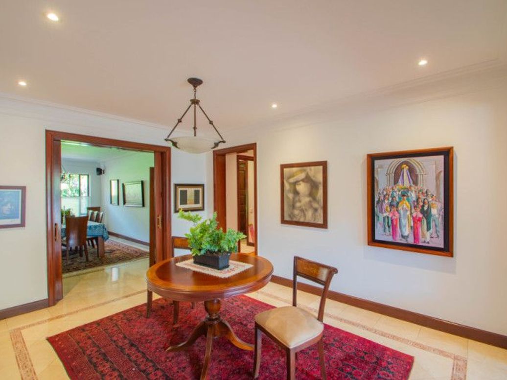 Apartamento de 3 alcobas en venta en Cerros De Santa Barbara, Bogotá, 305 m² · foto 14 de 20
