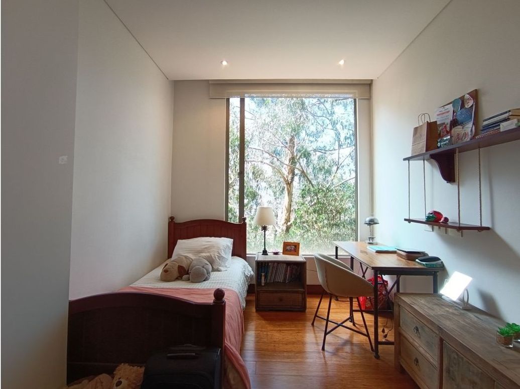 Apartamento de 3 alcobas en venta en Los Naranjos, Bogotá, 179 m² · foto 16 de 20