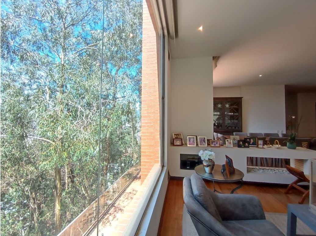 Apartamento de 3 alcobas en venta en Los Naranjos, Bogotá, 179 m² · foto 10 de 20