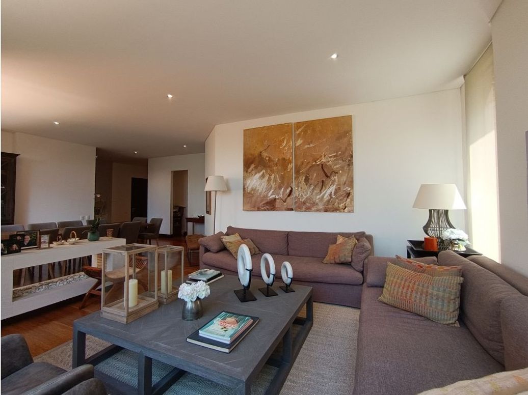 Apartamento de 3 alcobas en venta en Los Naranjos, Bogotá, 179 m² · foto 9 de 20