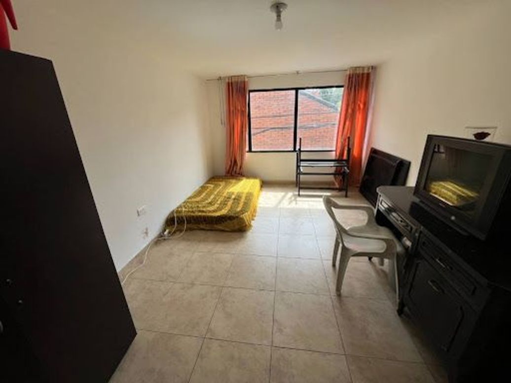 Casa de 7 alcobas en venta en Quirigua, Bogotá, 77 m² · foto 13 de 20