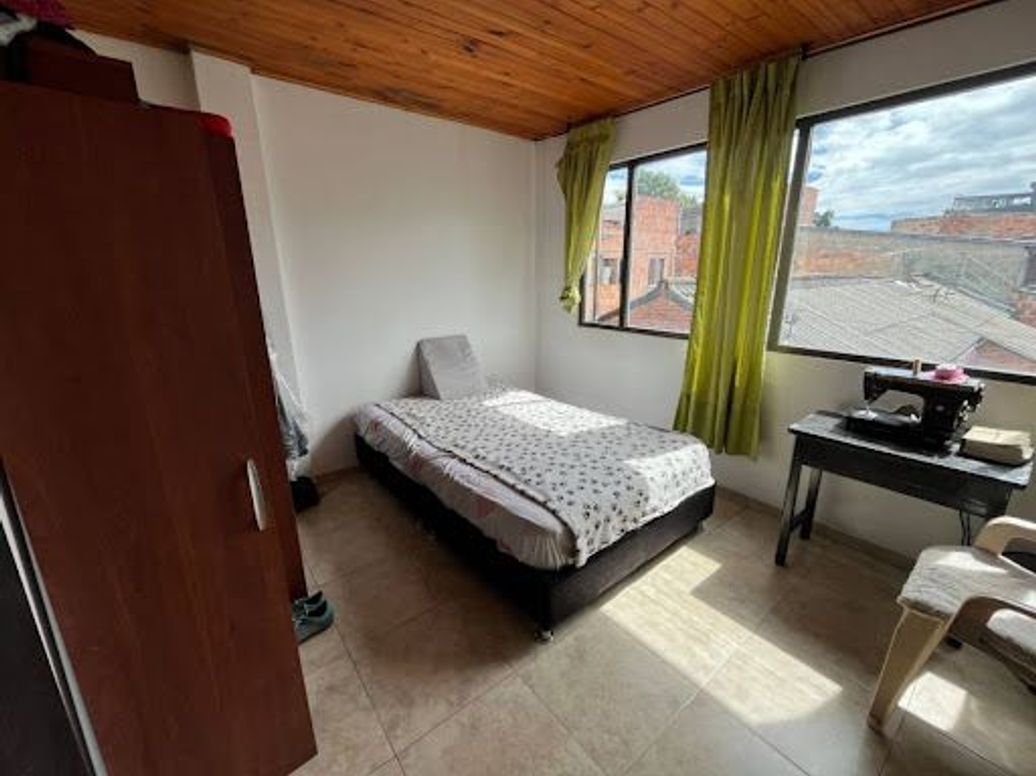 Casa de 7 alcobas en venta en Quirigua, Bogotá, 77 m² · foto 19 de 20
