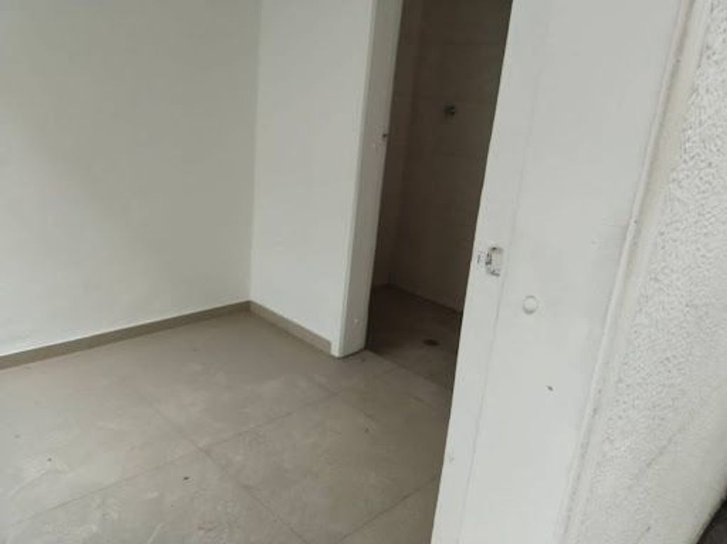 Casa de 4 alcobas en venta en Santa Isabel, Bogotá, 202 m² · foto 4 de 7