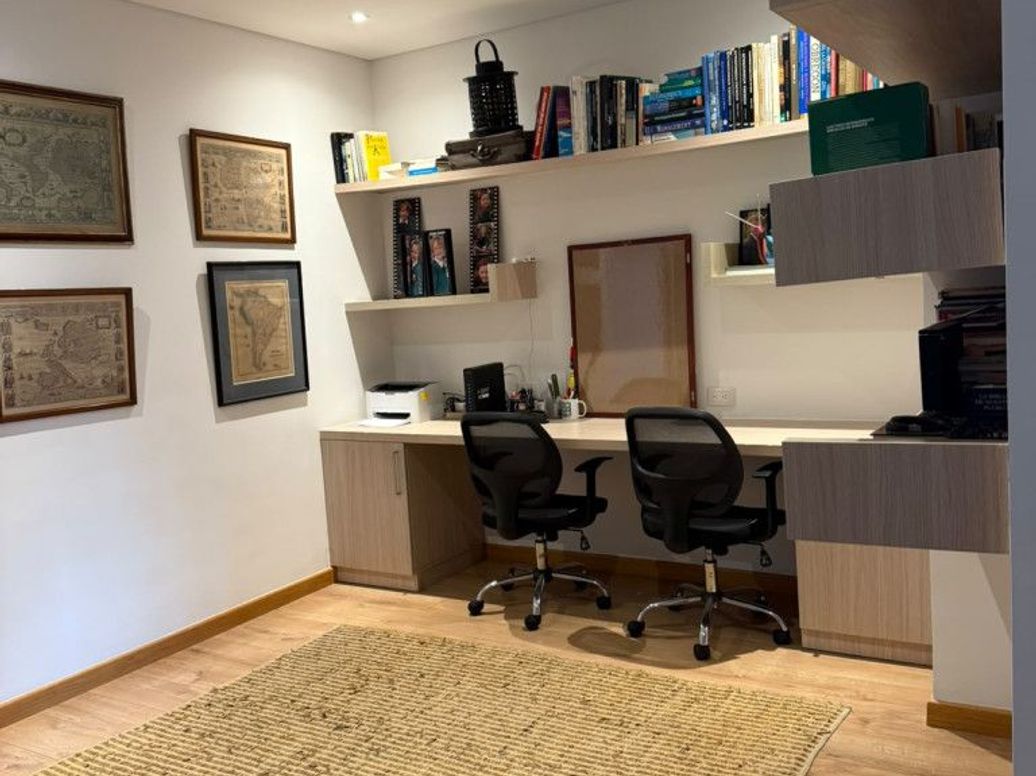 Apartamento de 3 alcobas en venta en La Carolina, Bogotá, 303 m² · foto 19 de 20
