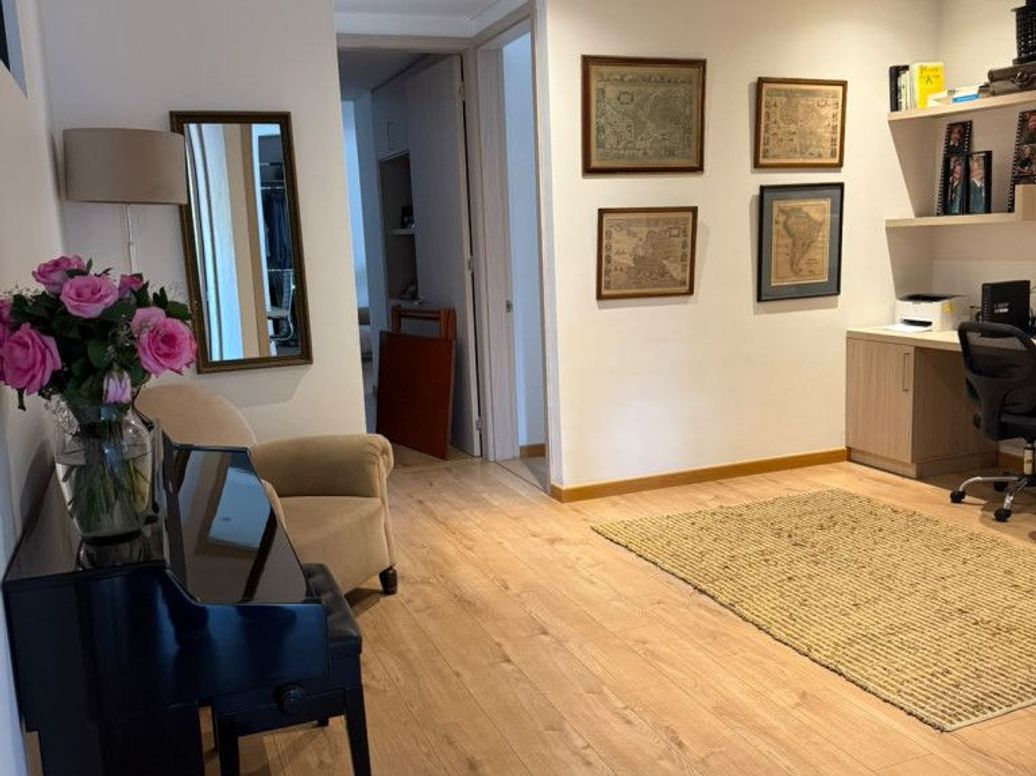 Apartamento de 3 alcobas en venta en La Carolina, Bogotá, 303 m² · foto 20 de 20