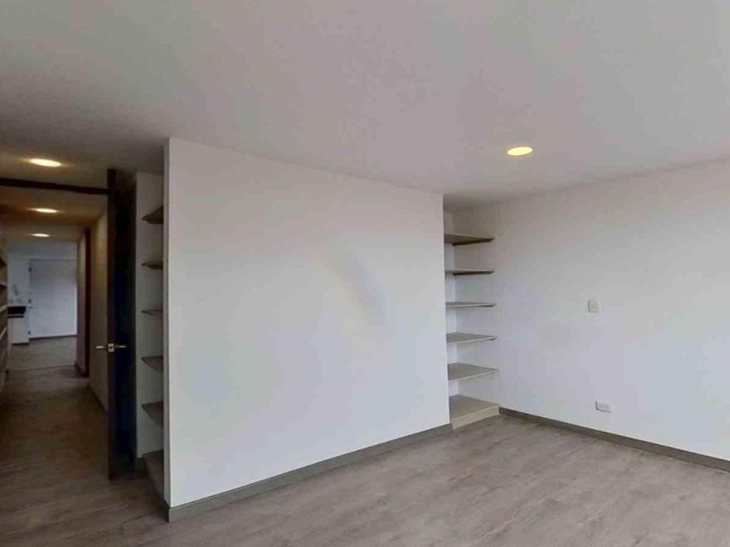 Apartamento de 2 alcobas en venta en La Castellana, Bogotá, 61 m² · foto 6 de 14
