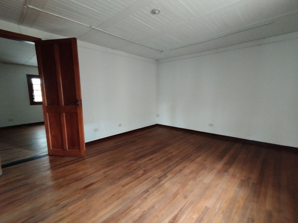 Casa de 8 alcobas en venta en Veraguas, Bogotá, 423 m² · foto 14 de 18
