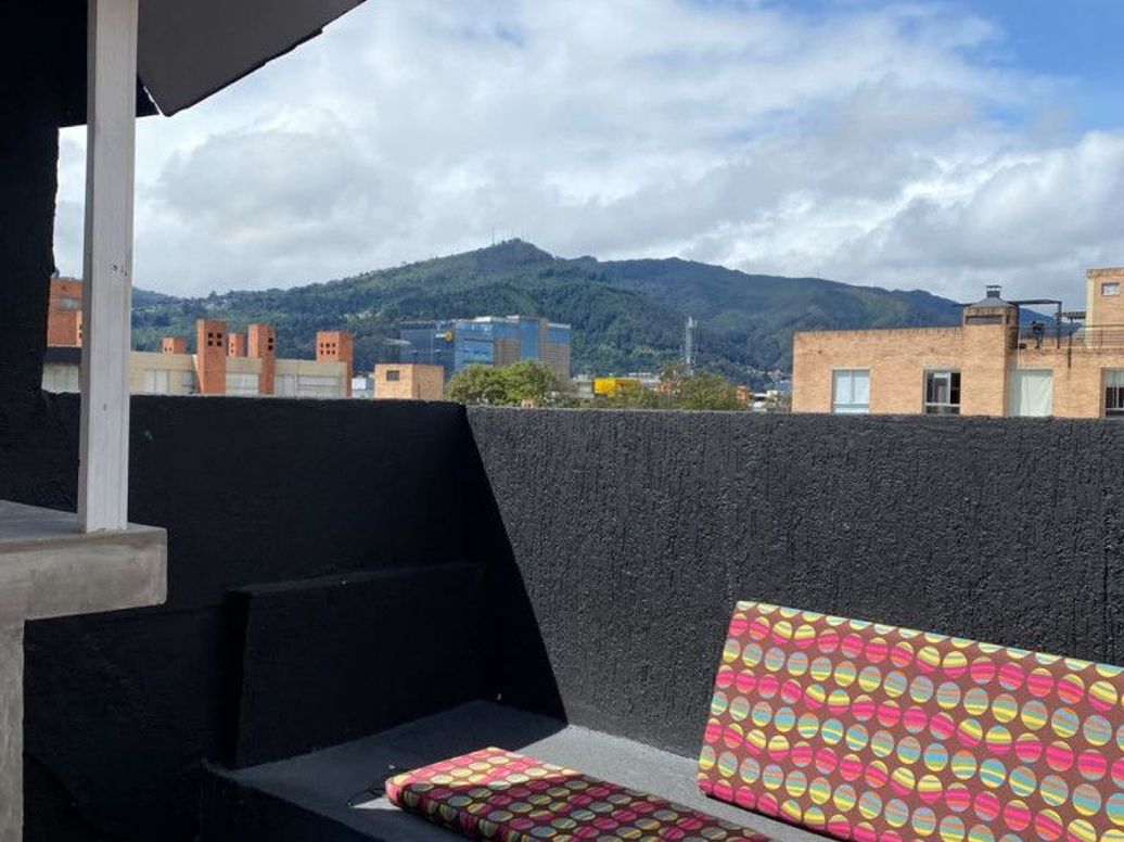 Apartamento de 4 alcobas en venta en Santa Barbara Occidental, Bogotá, 315 m² · foto 16 de 19