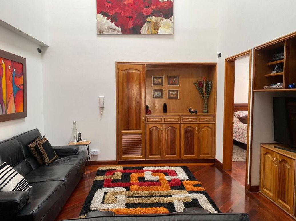 Apartamento de 4 alcobas en venta en Santa Barbara Occidental, Bogotá, 315 m² · foto 8 de 19