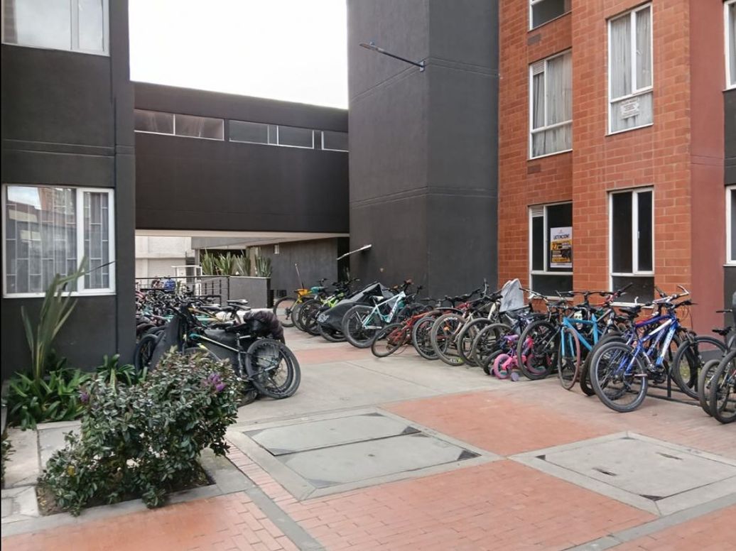 Apartamento de 1 alcoba en venta en El Tintal, Bogotá, 29 m² · foto 14 de 20