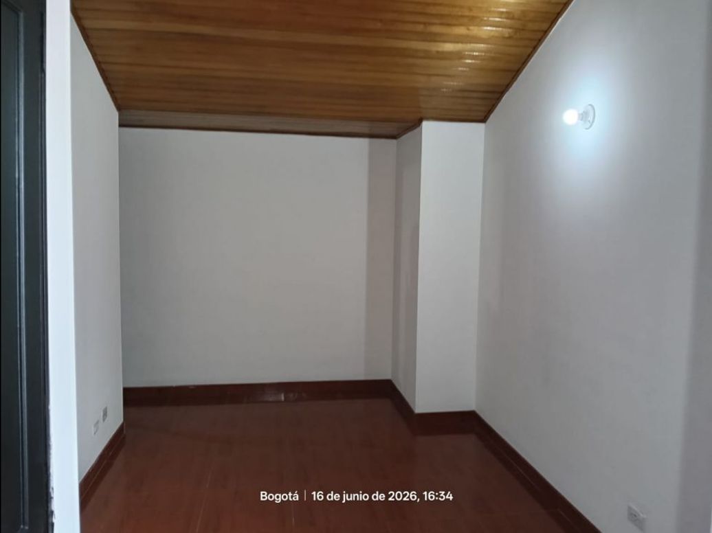 Apartamento de 3 alcobas en venta en Suba, Bogotá, 66 m² · foto 10 de 17