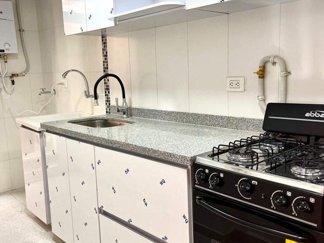 Apartamento de 2 alcobas en venta en Cedro Salazar, Bogotá, 64 m² · foto 5 de 14