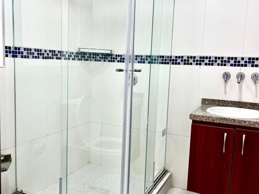 Apartamento de 2 alcobas en venta en Cedro Salazar, Bogotá, 64 m² · foto 12 de 14
