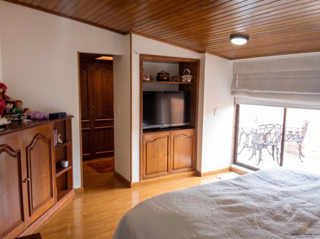 Apartamento de 3 alcobas en venta en Santa Bibiana, Bogotá, 183 m² · foto 16 de 18
