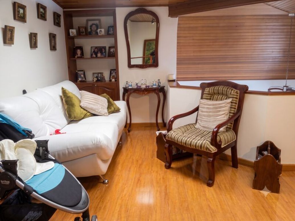 Apartamento de 3 alcobas en venta en Santa Bibiana, Bogotá, 183 m² · foto 10 de 18
