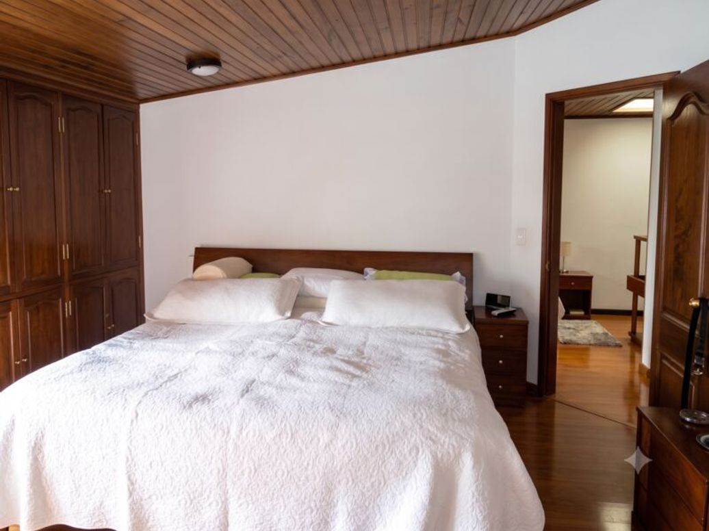 Apartamento de 3 alcobas en venta en Santa Bibiana, Bogotá, 183 m² · foto 14 de 18