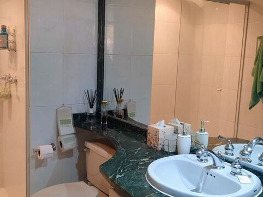 Apartamento de 2 alcobas en venta en Santa Barbara Occidental, Bogotá, 156 m² · foto 10 de 14