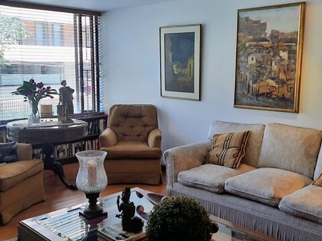 Apartamento de 2 alcobas en venta en Santa Barbara Occidental, Bogotá, 156 m² · foto 3 de 14