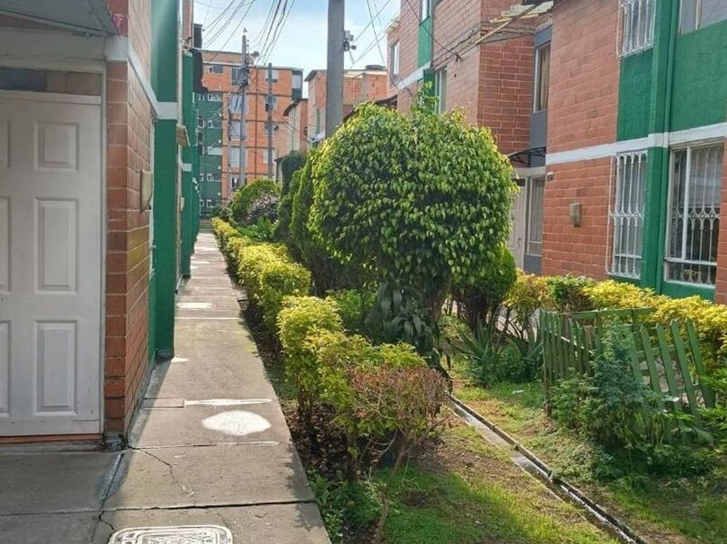 Casa de 4 alcobas en venta en Cr Tekoa Et. Viii, Bogotá, 100 m² · foto 3 de 14
