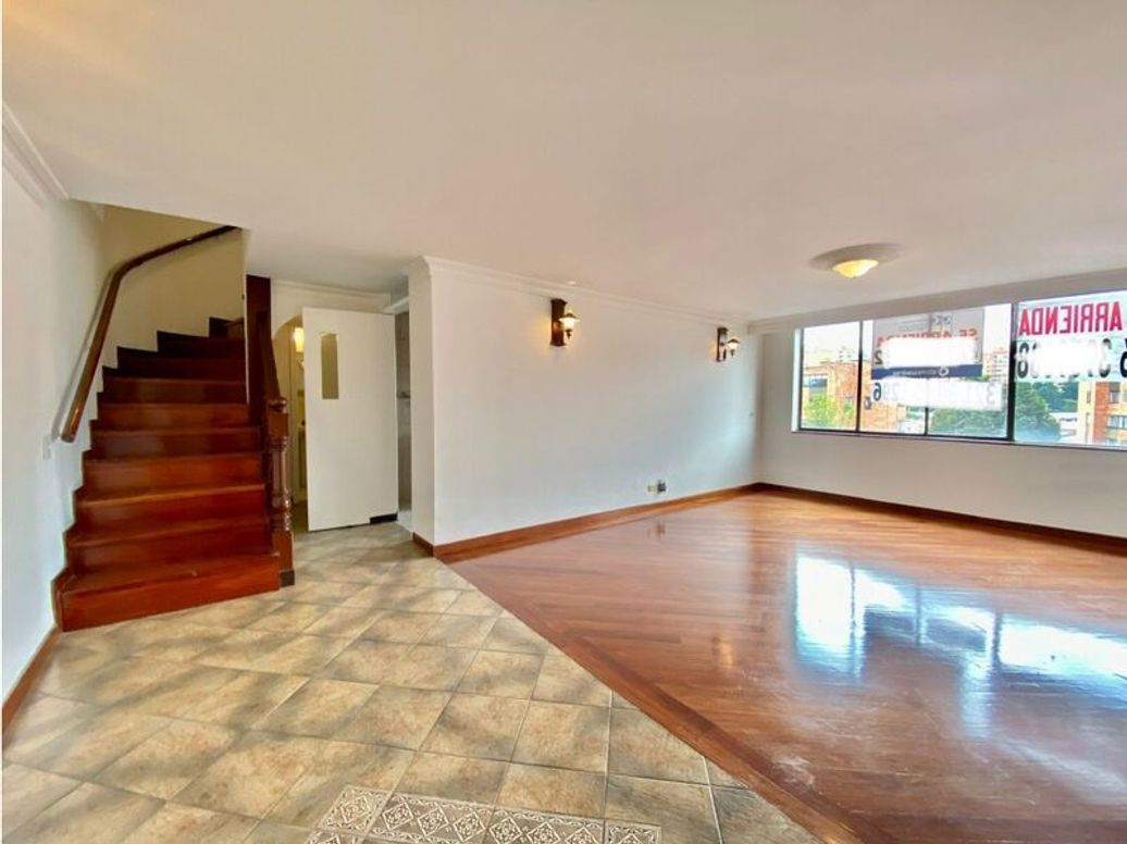 Apartamento de 3 alcobas en venta en Ub. Cordoba, Bogotá, 114 m² · foto 3 de 20